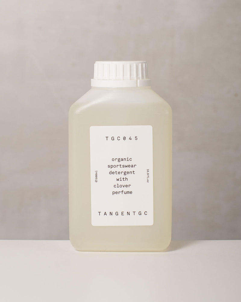 Organic Sportswear Detergent With Clover Perfume