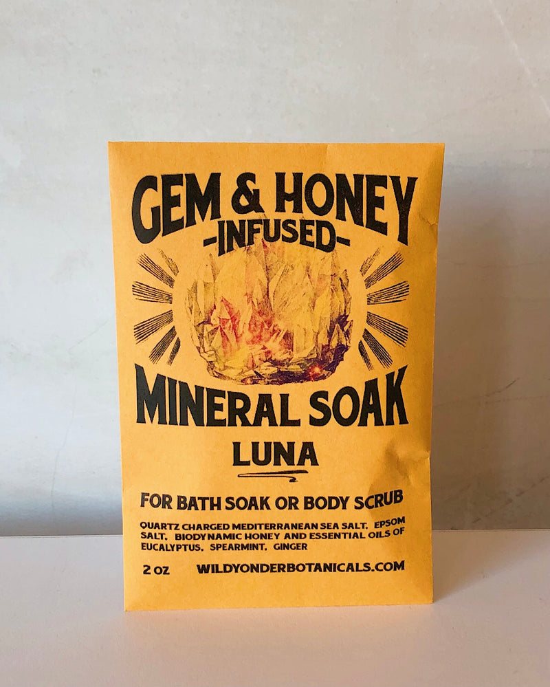 Gem & Honey Salt Mineral Bath Soak | Luna